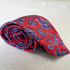 Croft&Barrow Paisley silk Tie. Red